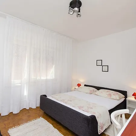 Apartments Jadrana Novi Vinodolski Exterior photo