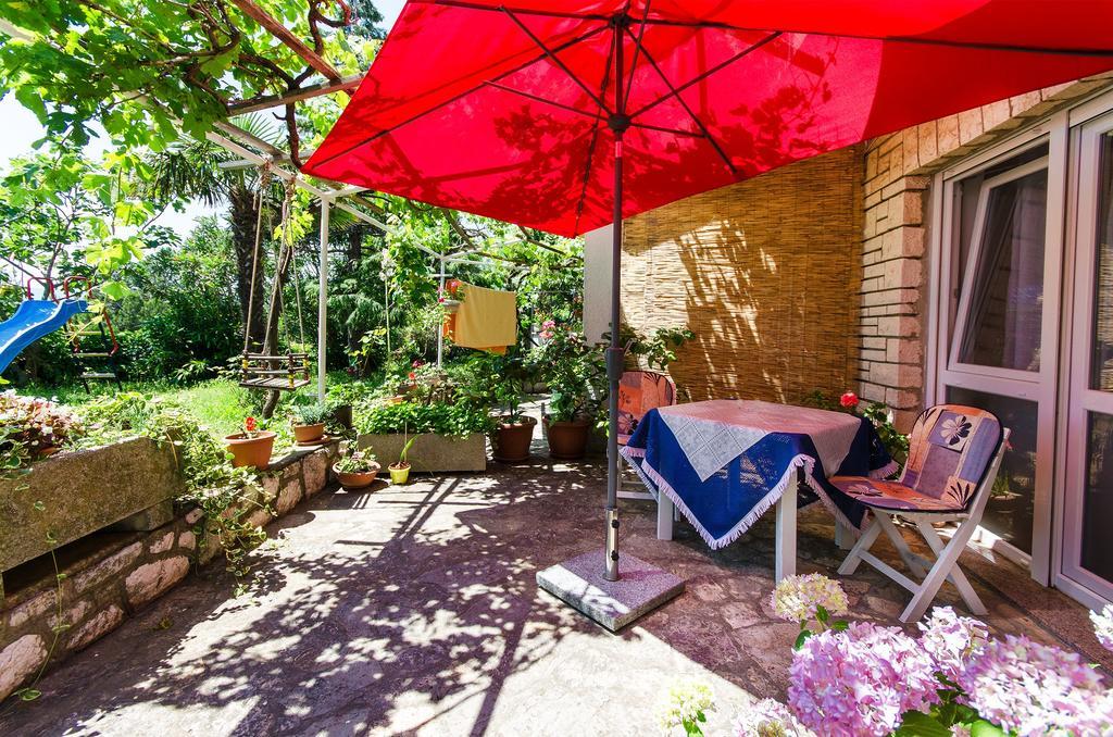 Apartment Jadrana