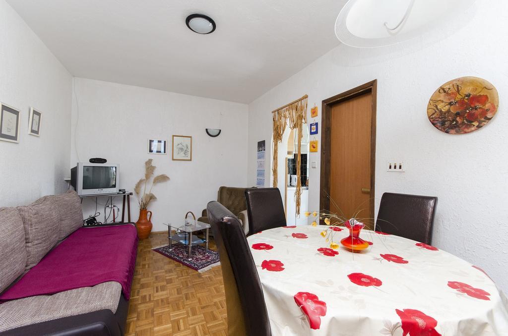 Appartement Jadrana *